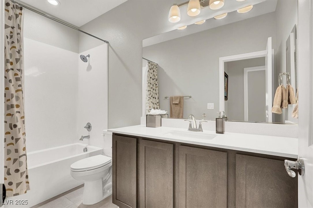 Henderson, Nevada 89015, United States, 4 Bedrooms Bedrooms, ,3 BathroomsBathrooms,Residential,Active,201194