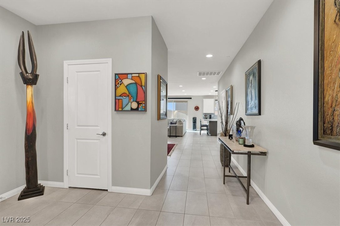 Henderson, Nevada 89015, United States, 4 Bedrooms Bedrooms, ,3 BathroomsBathrooms,Residential,Active,201194