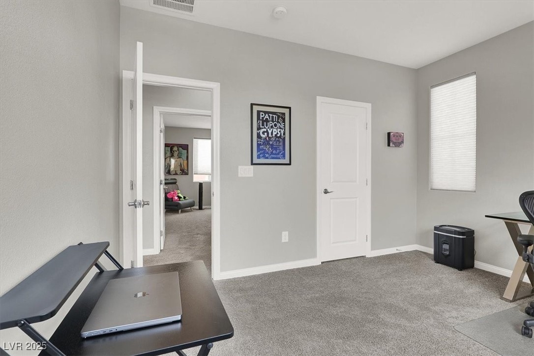 Henderson, Nevada 89015, United States, 4 Bedrooms Bedrooms, ,3 BathroomsBathrooms,Residential,Active,201194