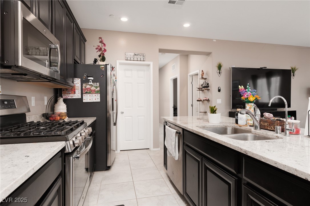 2861 Sunflower Days Avenue 2147