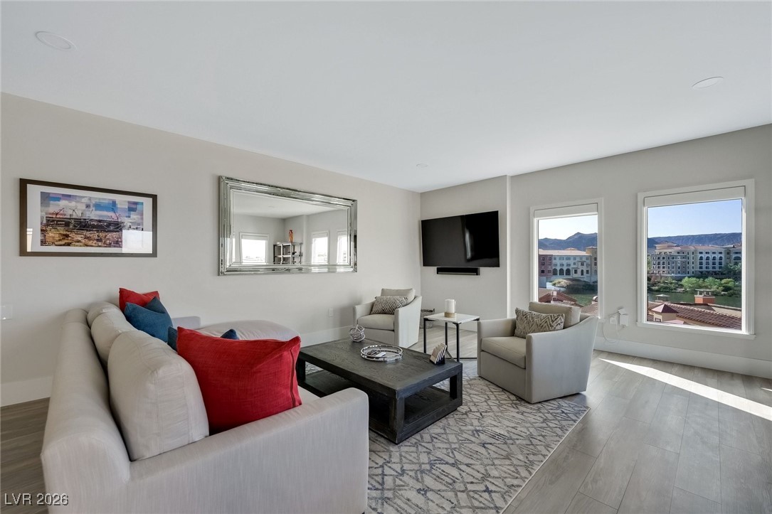 30 Strada Di Villaggio 350