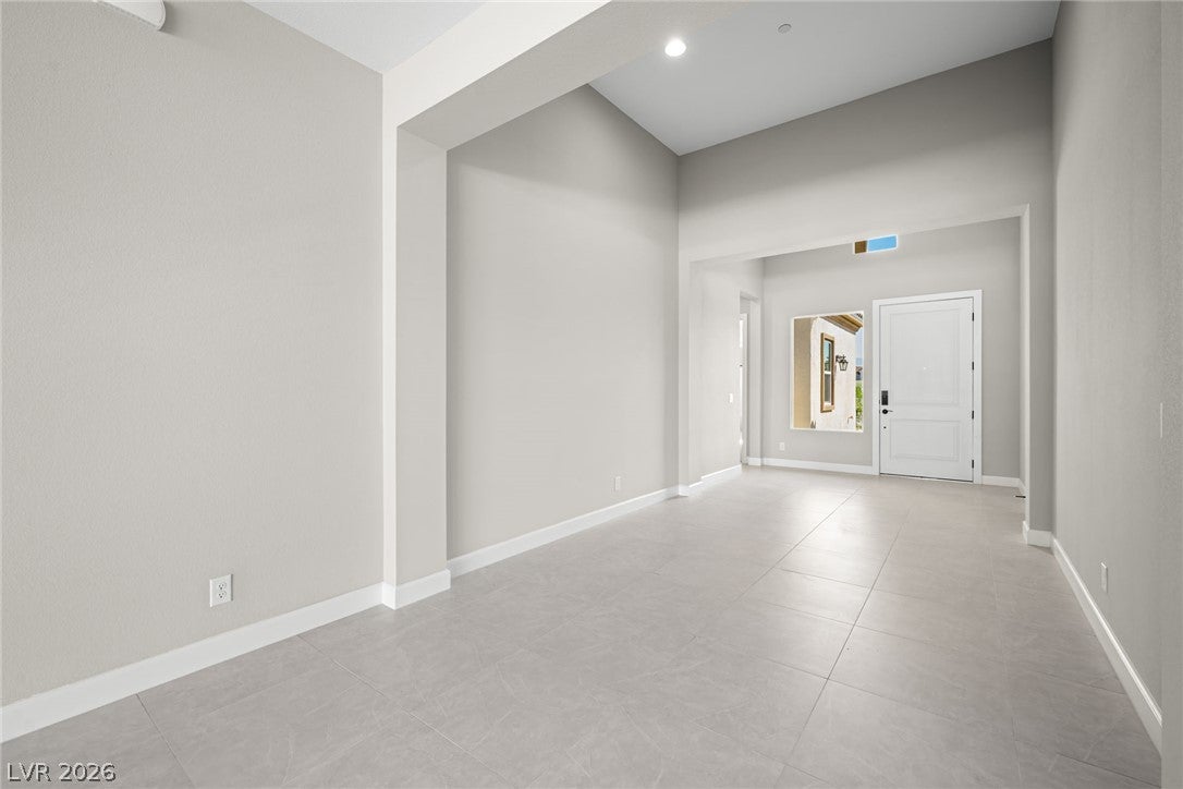 9175 W Hammer Lane