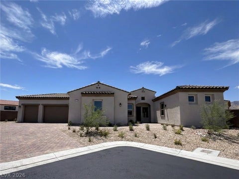 Homes For Sale - 9175 W Hammer Lane<br/> Las Vegas, NV 89149