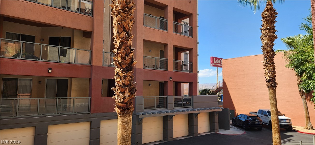 27 E AGATE Avenue 209