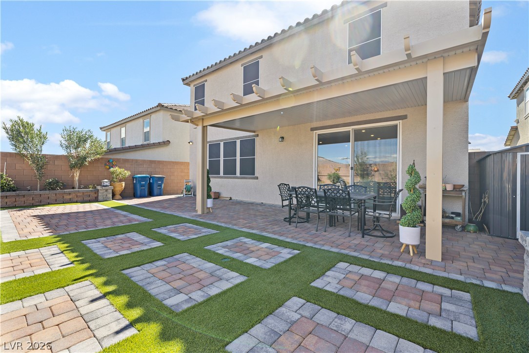 10854 Gentle Crest Avenue