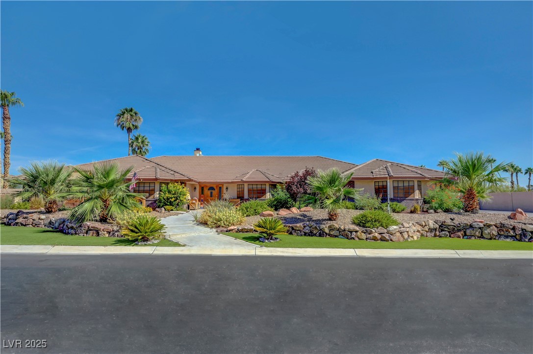 2201 S Monte Cristo Way
