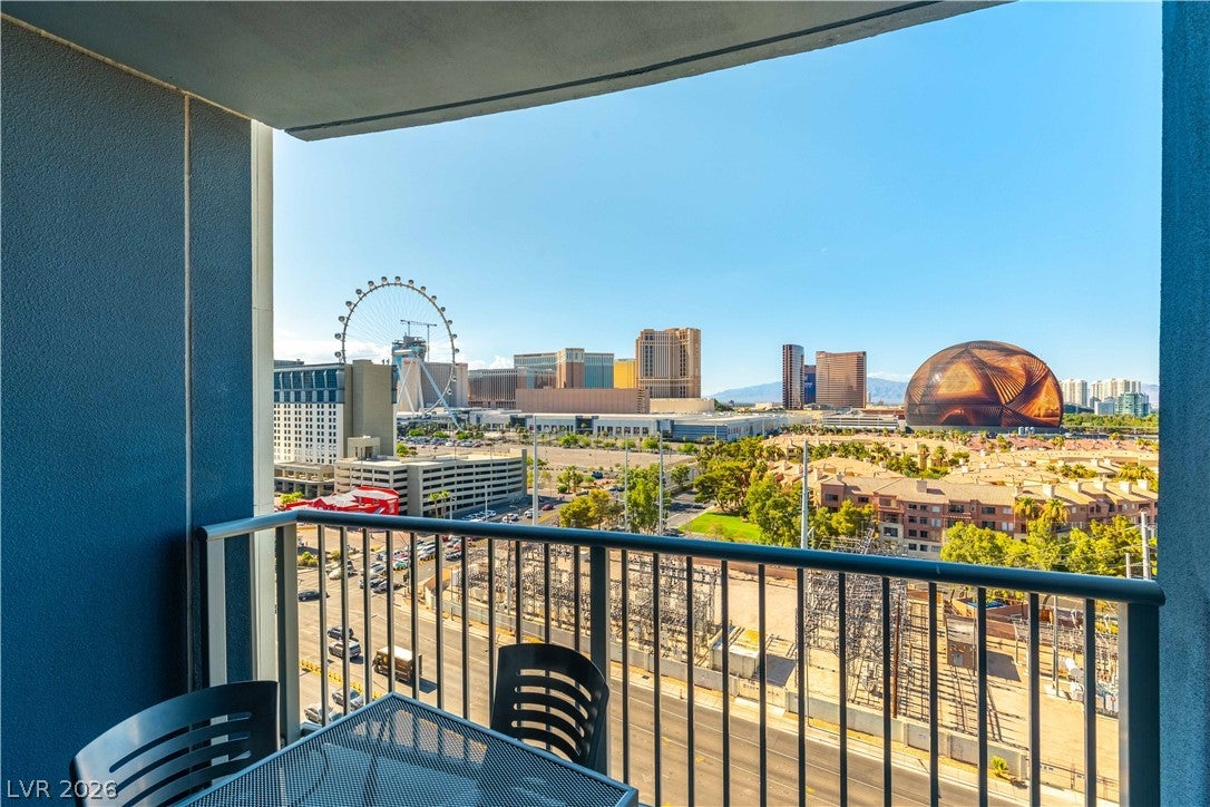 211 E Flamingo Road 905