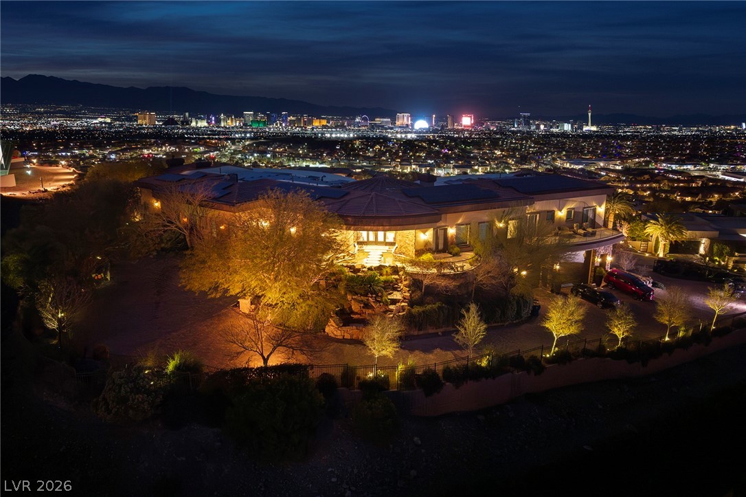 Properties 3 472 Saint Moritz Drive