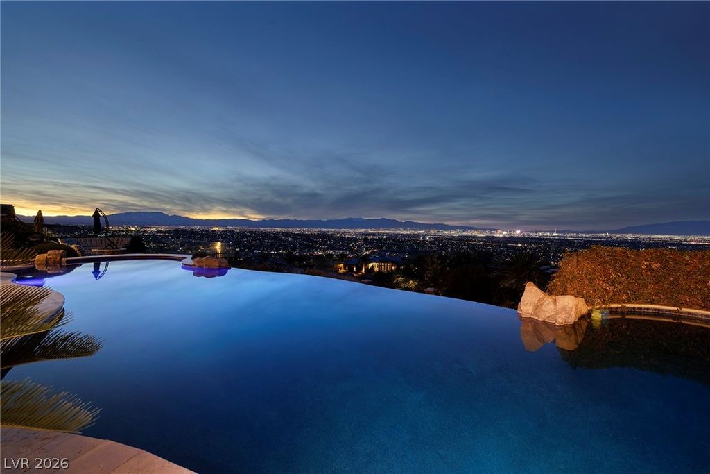 Photo of 472 Saint Moritz Drive, Henderson, NV 89012 (MLS # 2757497)