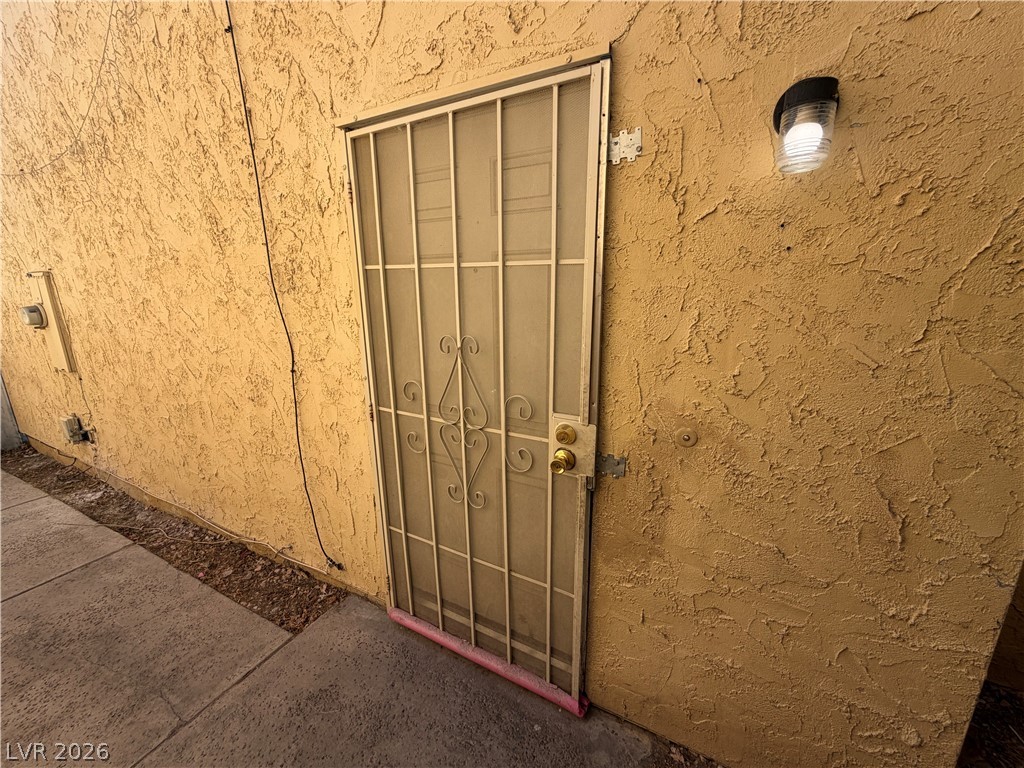 1215 Mews