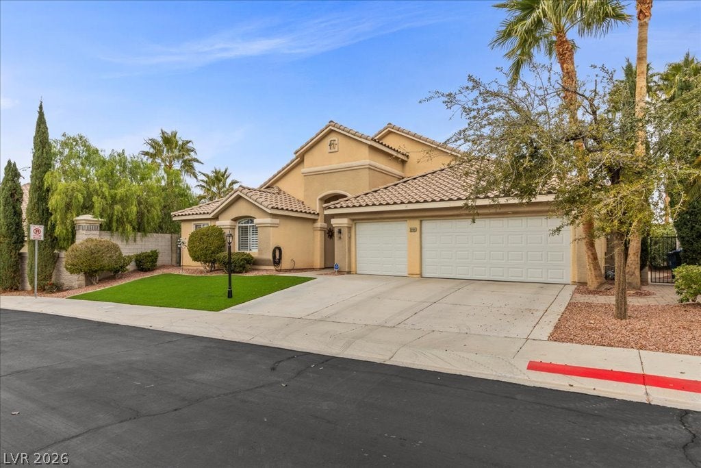 3096 Via Flaminia Court