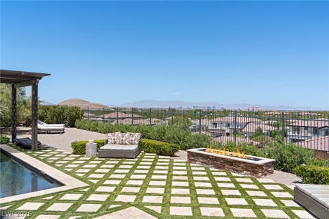 Tiny photo for 32 Olympia Chase Drive, Las Vegas, NV 89141 (MLS # 2788411)