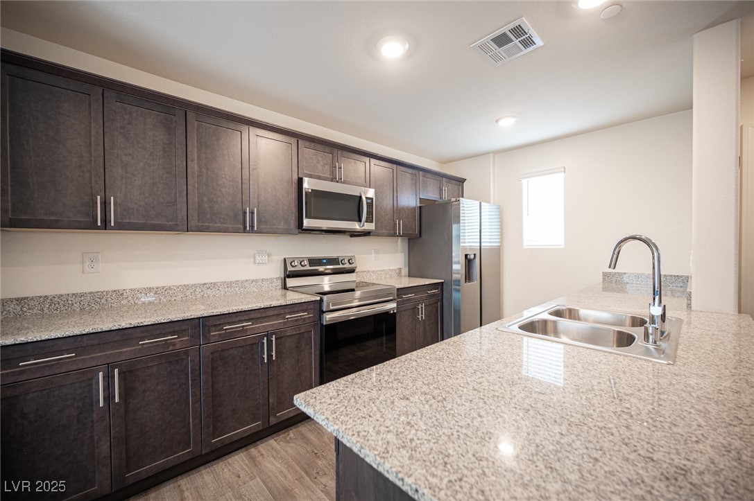 6913 Evening Orchid Street, North Las Vegas, Nevada image 16