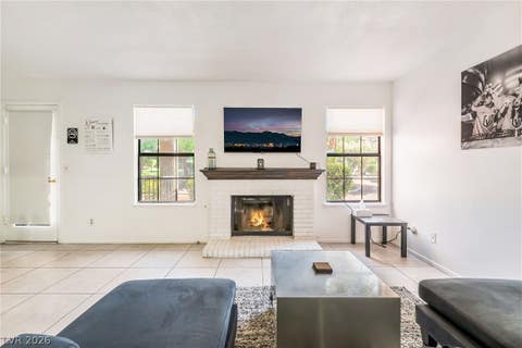 Condo For Rent - 5576 W Rochelle Avenue #22A<br/> Las Vegas, NV 89103