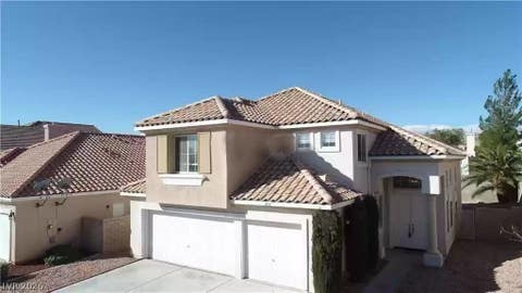 Homes For Sale - 4711 Grand Ridge Court<br/> Las Vegas, NV 89147