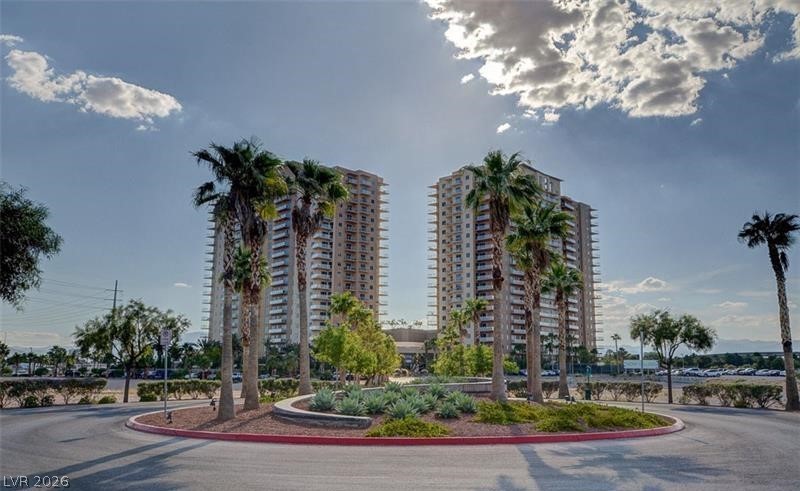 8255 Las Vegas Boulevard 1315