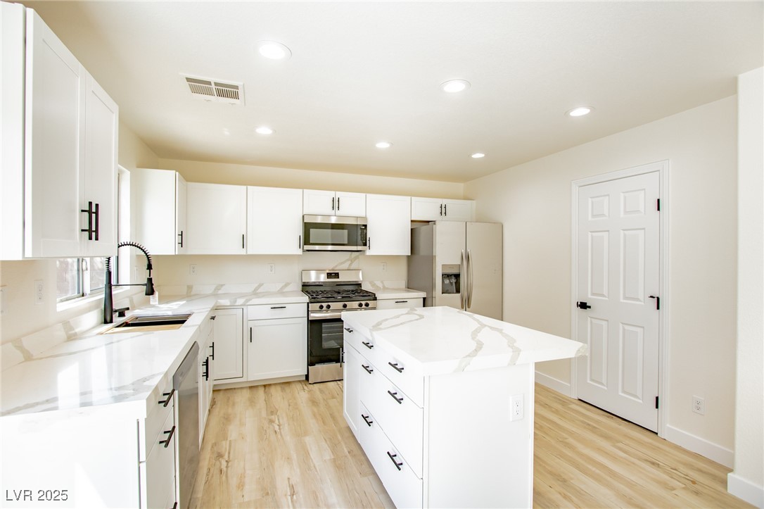 5345 Tustin Hills Street, North Las Vegas, Nevada image 9