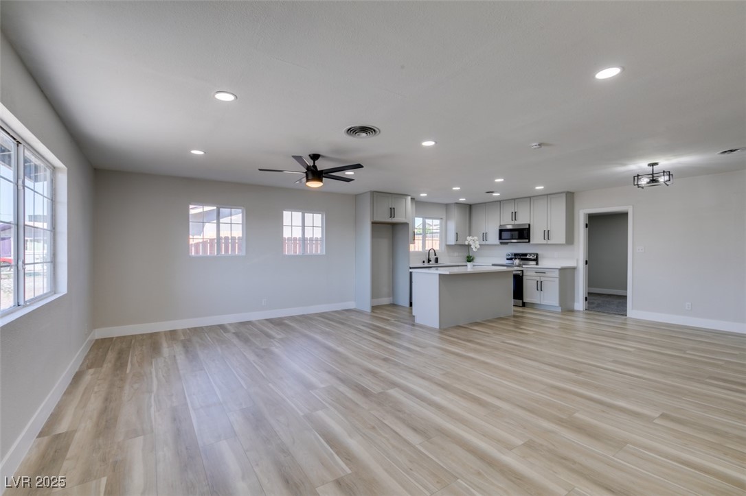 4360 El Tovar Road, Las Vegas, Nevada image 9