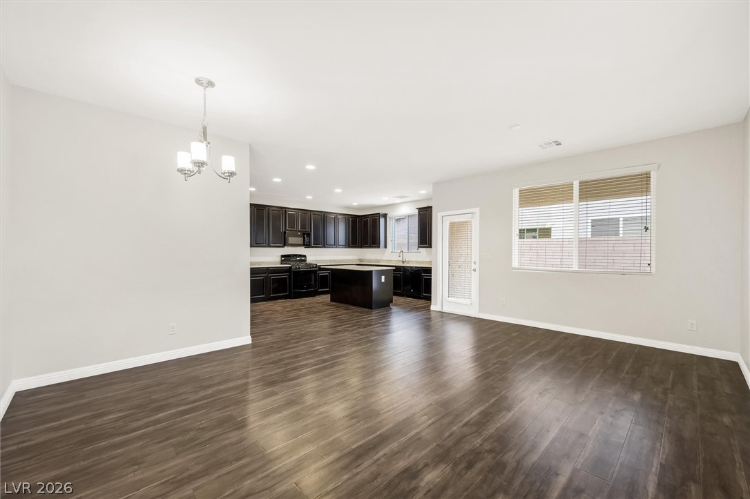 9308 Golden Lad Avenue