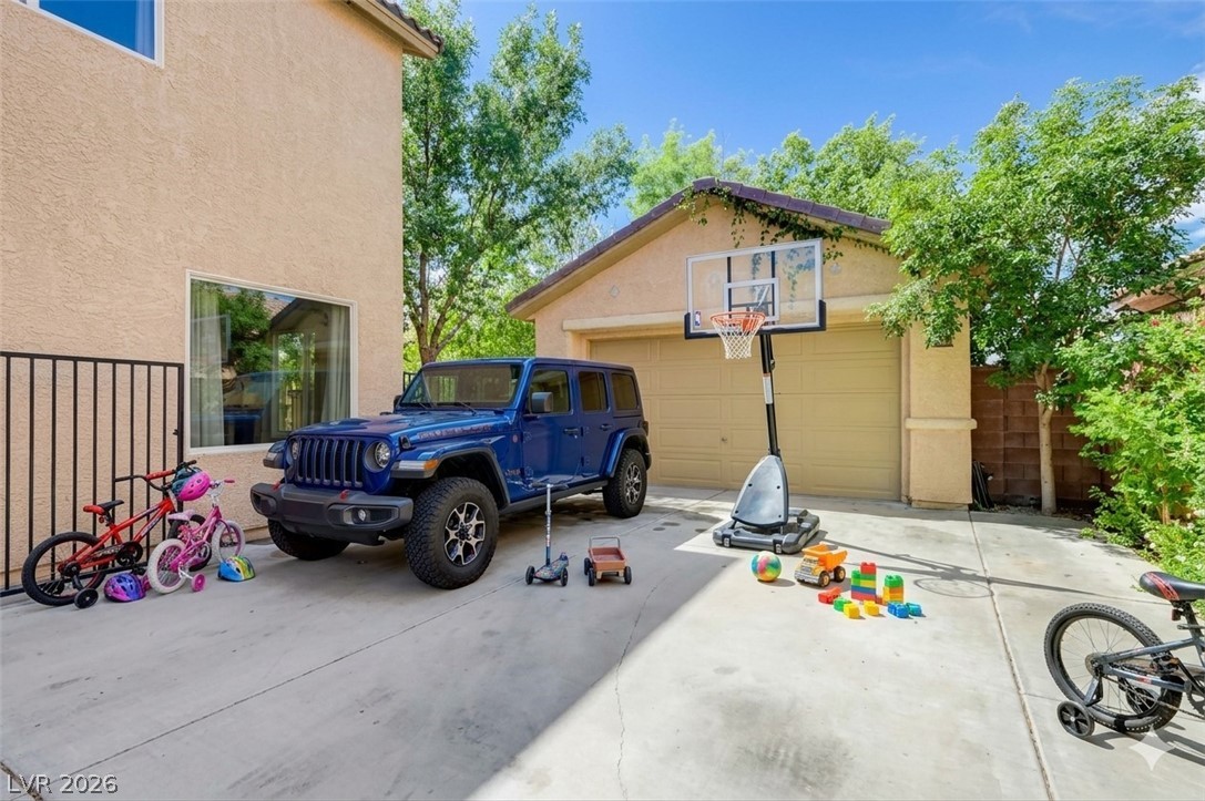 6437 Boatbill Street