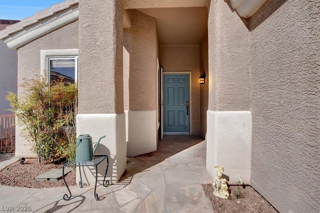 2003 High Mesa Drive