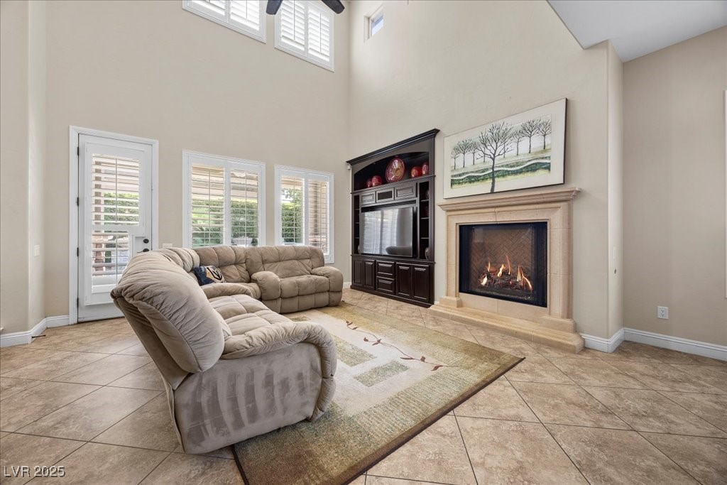 2577 Luberon Drive, Henderson, Nevada image 13