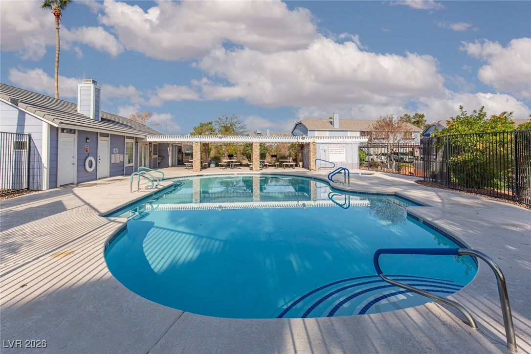 5370 Angler Circle 202