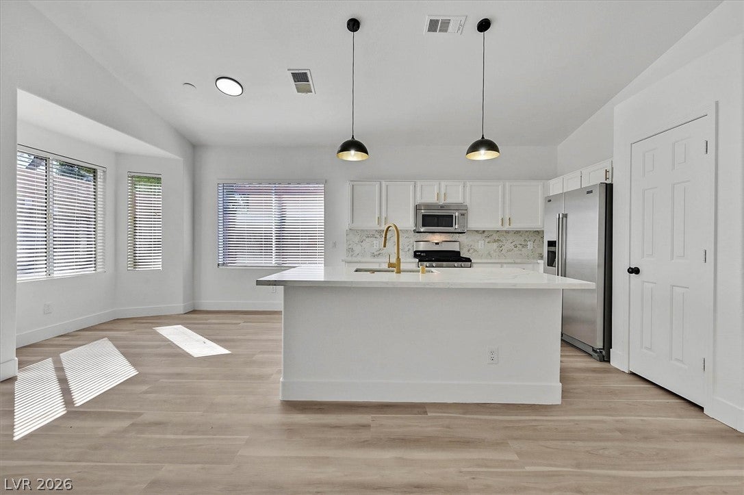 8433 Sea Glen Drive