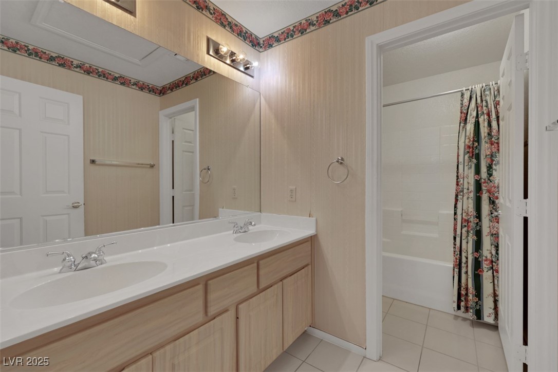 Las Vegas, Nevada 89147, United States, 4 Bedrooms Bedrooms, ,2 BathroomsBathrooms,Residential,Active,149256