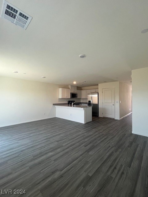 6904 Stafford Hill Street, Las Vegas, Nevada image 3