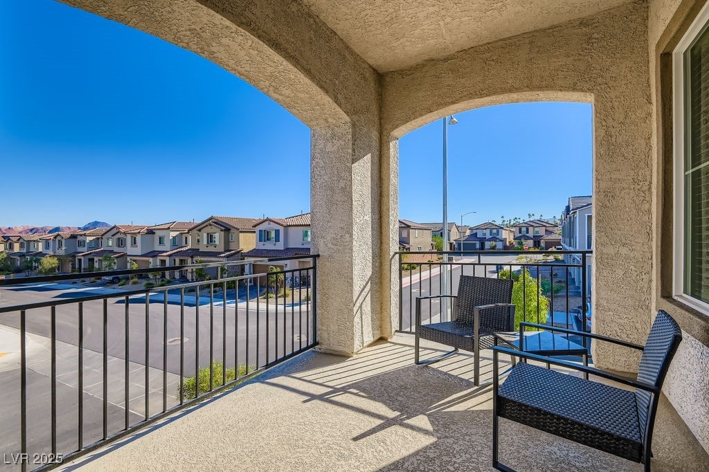 275 Callen Falls Avenue 2125