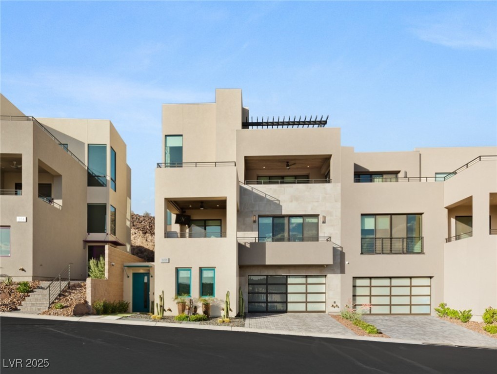358 SOLITUDE PEAK Lane