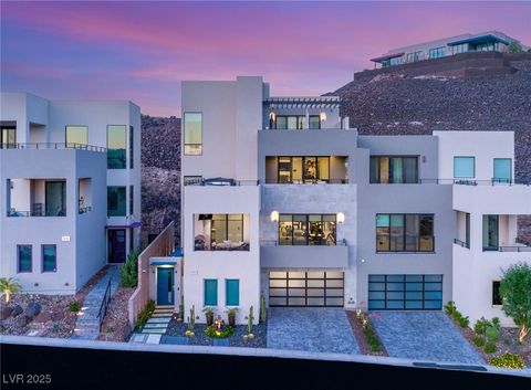 358 SOLITUDE PEAK Lane Henderson NV 89012