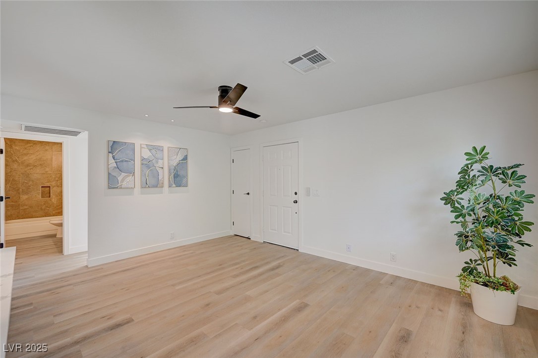 5071 Pioneer Avenue #203, Las Vegas, Nevada image 5