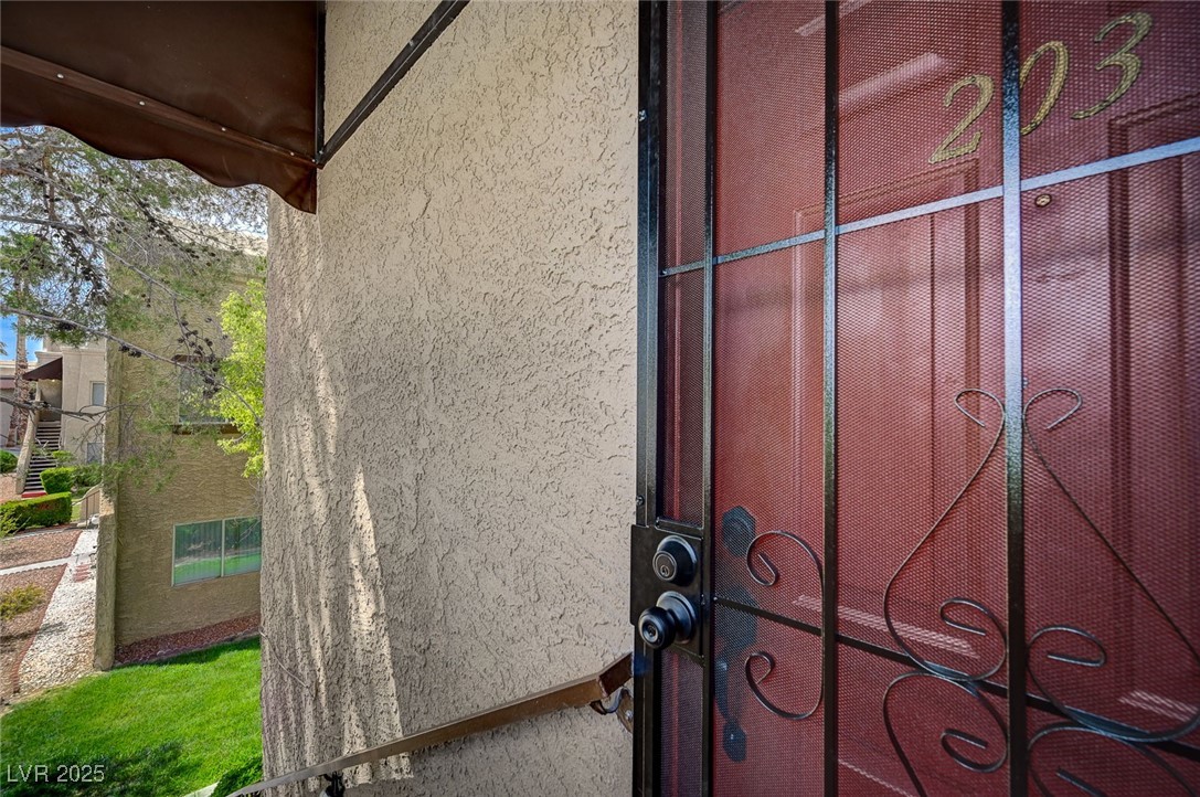5071 Pioneer Avenue #203, Las Vegas, Nevada image 3