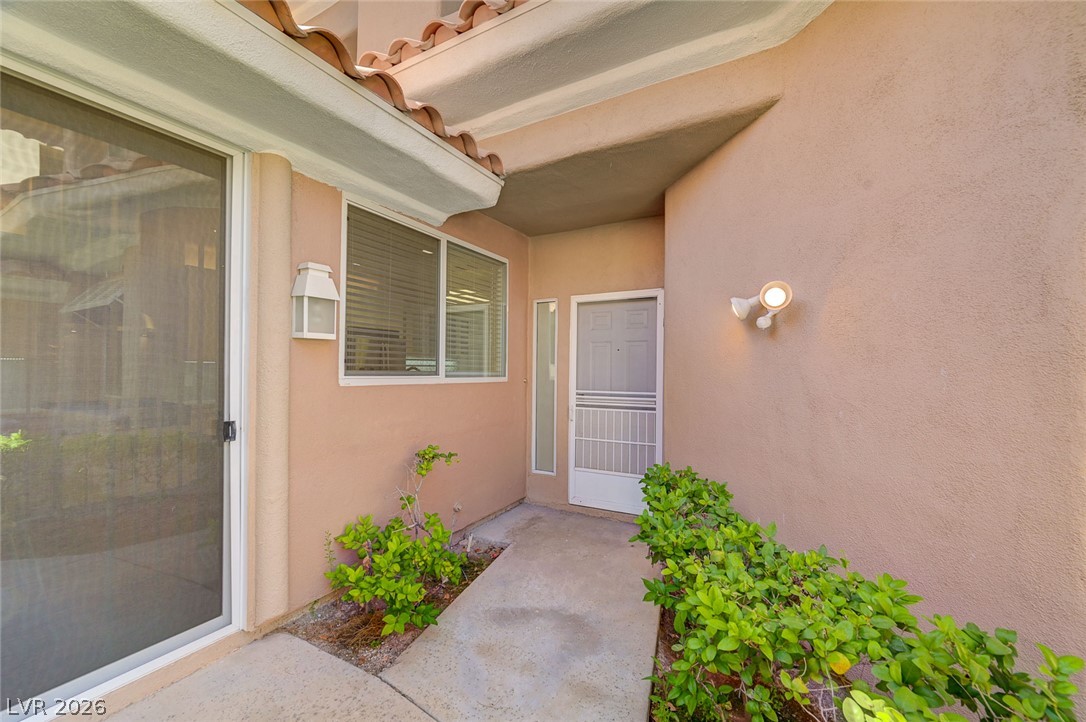 5097 Crooked Stick Way