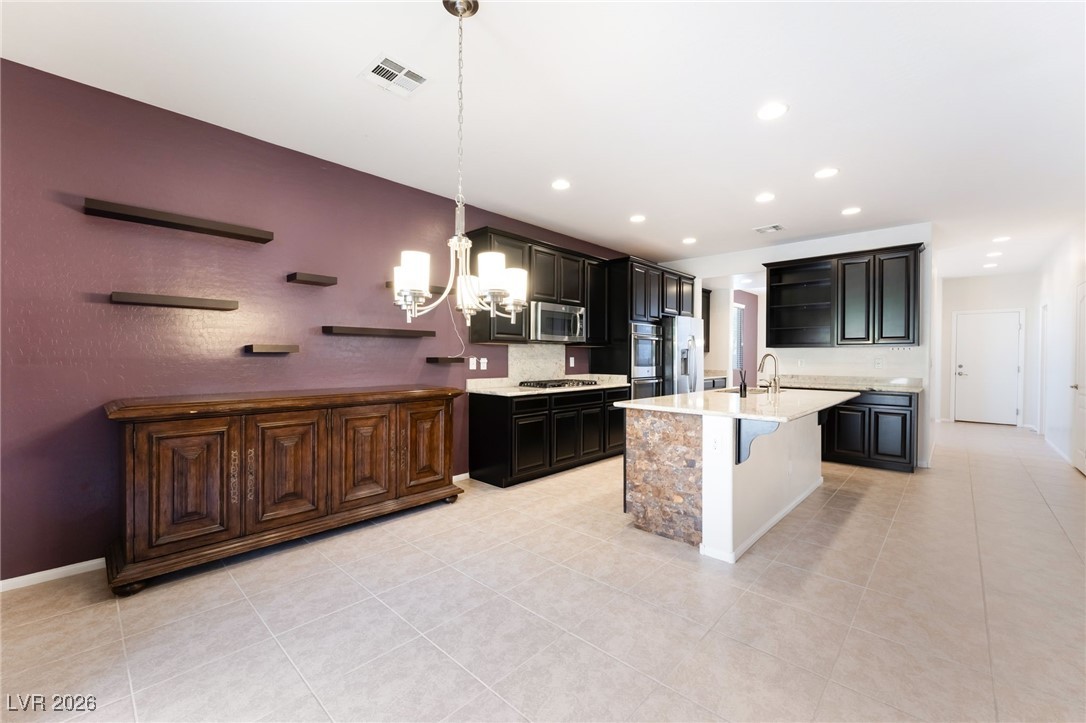 7557 Old Compton Street