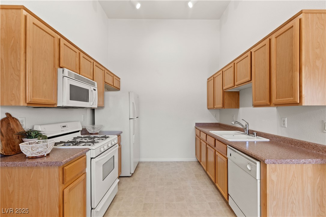 3360 Cactus Shadow Street #203, Las Vegas, Nevada image 11
