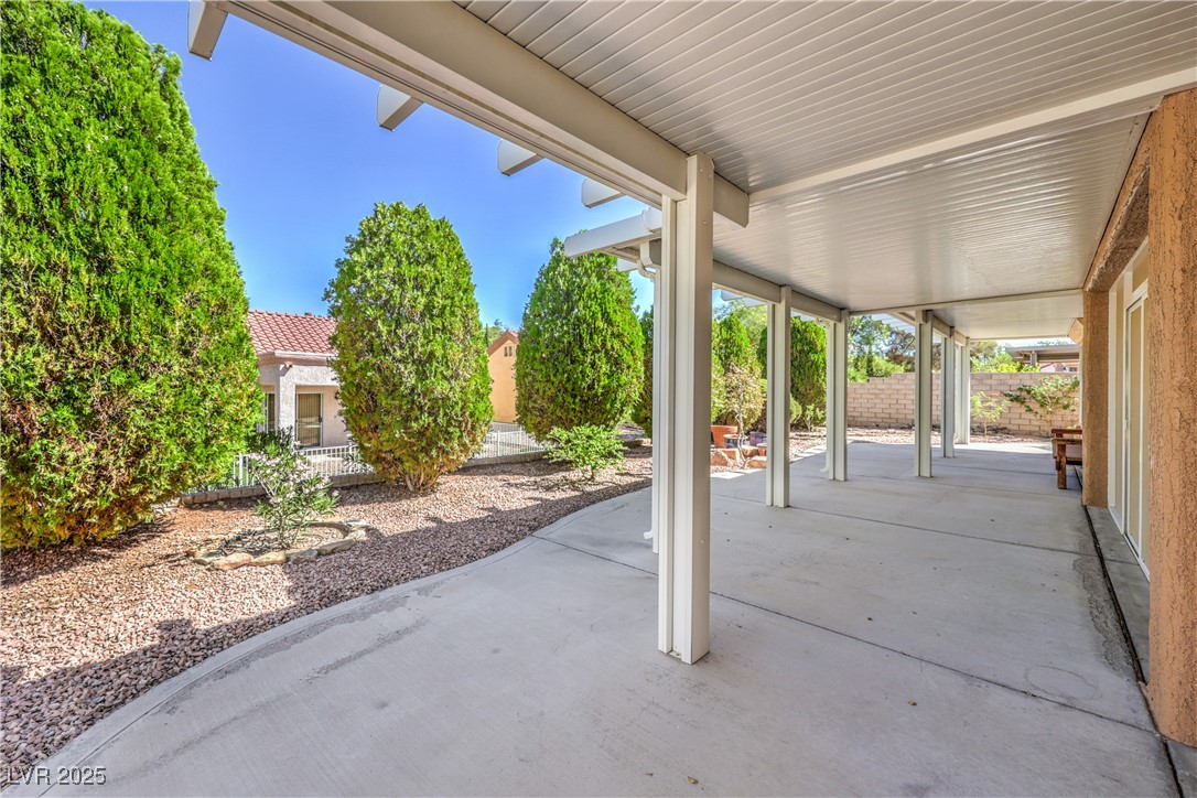 Properties 2 2512 Sunup Drive