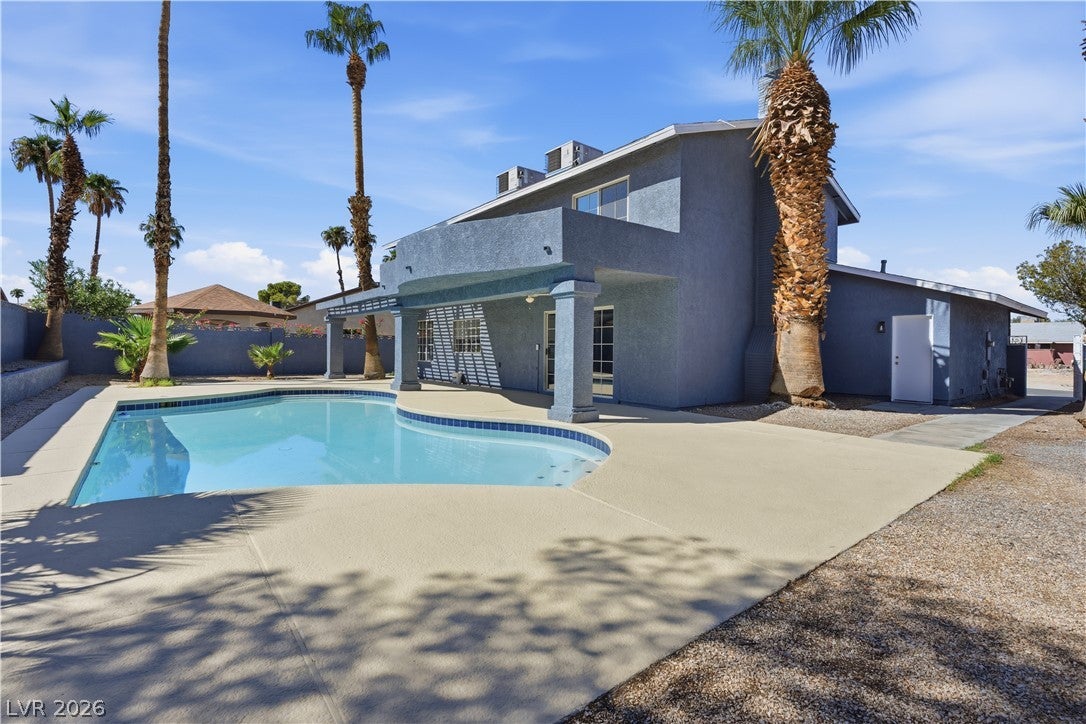1707 Mapleton Lane
