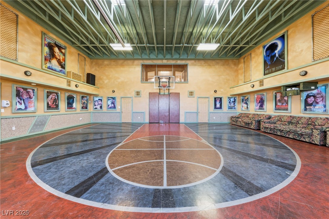 1008 Santa Helena Avenue