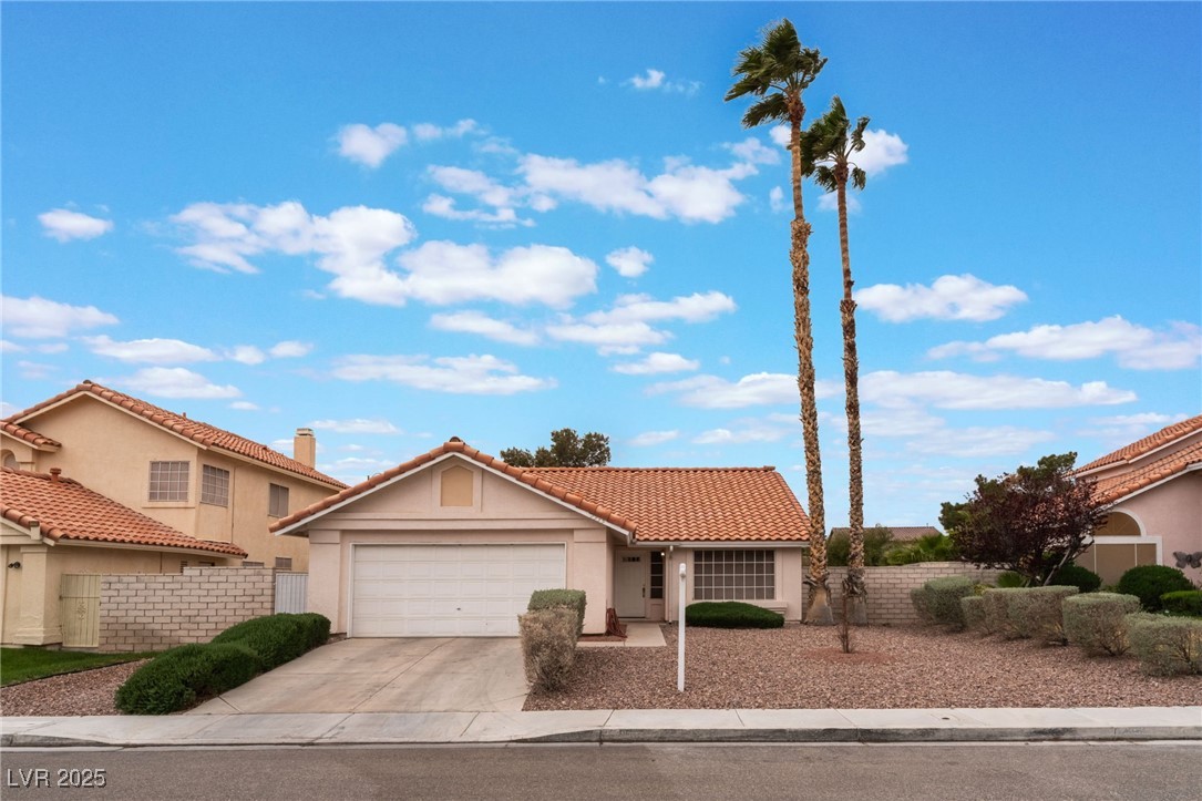 1335 Heather Oaks Way, North Las Vegas, Nevada image 1
