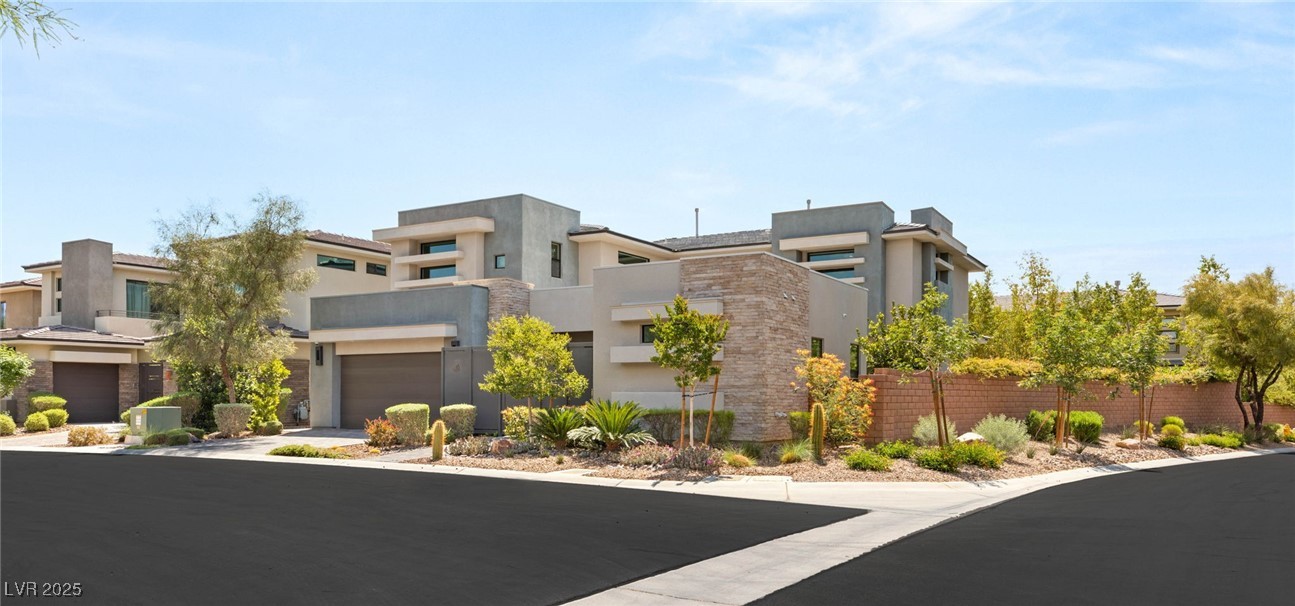 15 Gemstar Lane