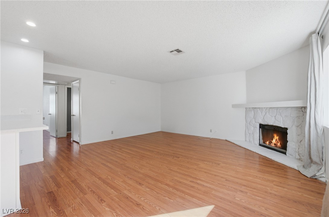 945 Falconhead Lane 201