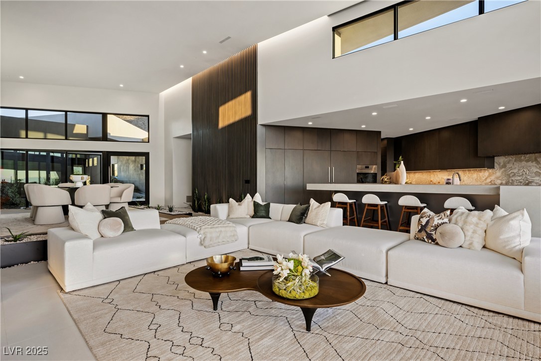 8 Chisel Crest Court