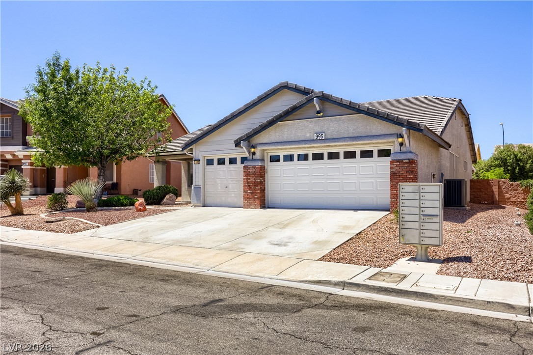 995 Courtney Valley Street