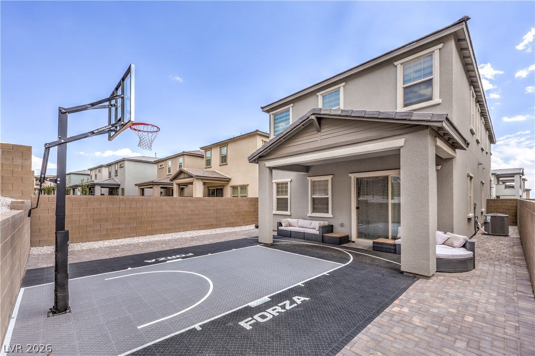 527 Preston Oak Lane