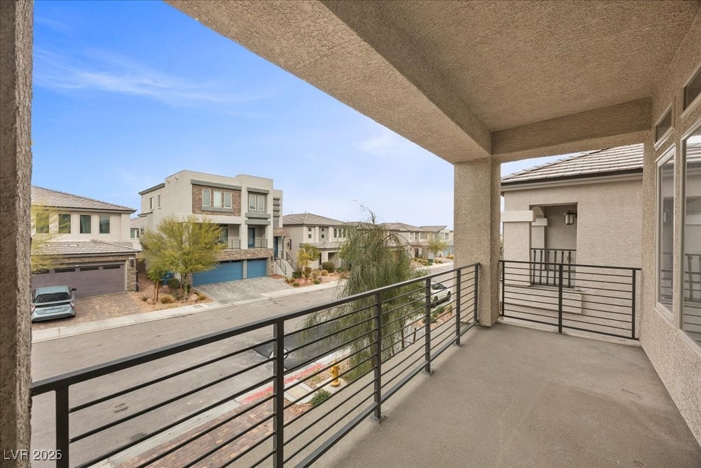 7077 Sunland Hills Avenue