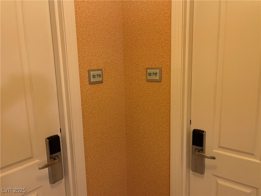 135 E Harmon Avenue 3215