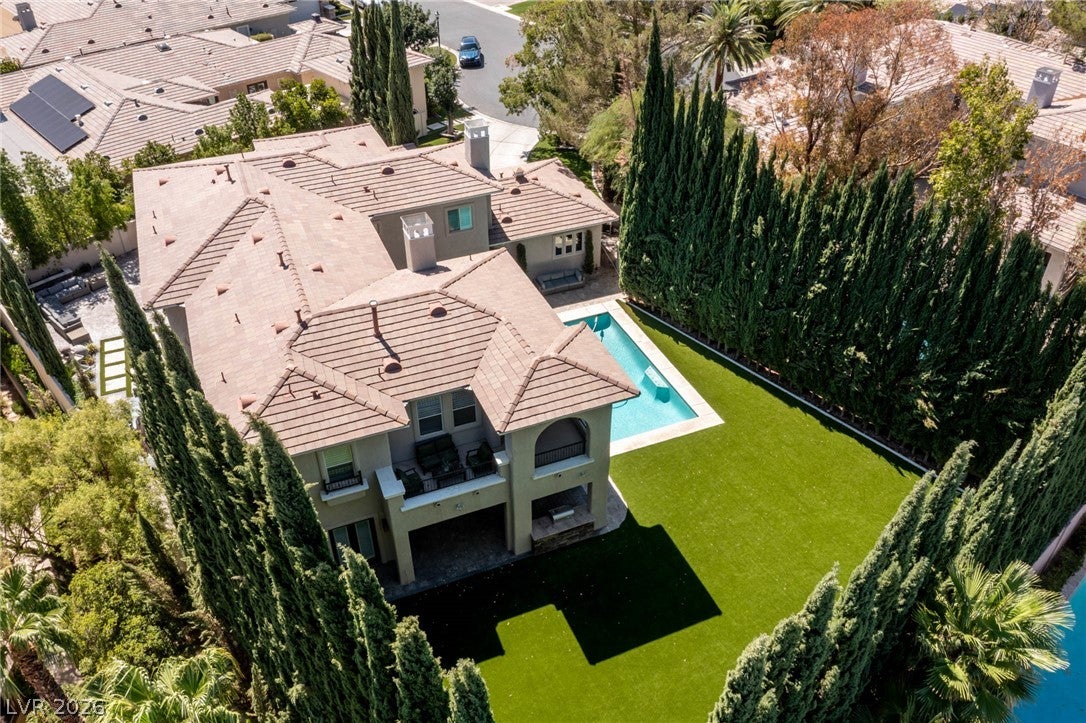 204 Satin Mist Court